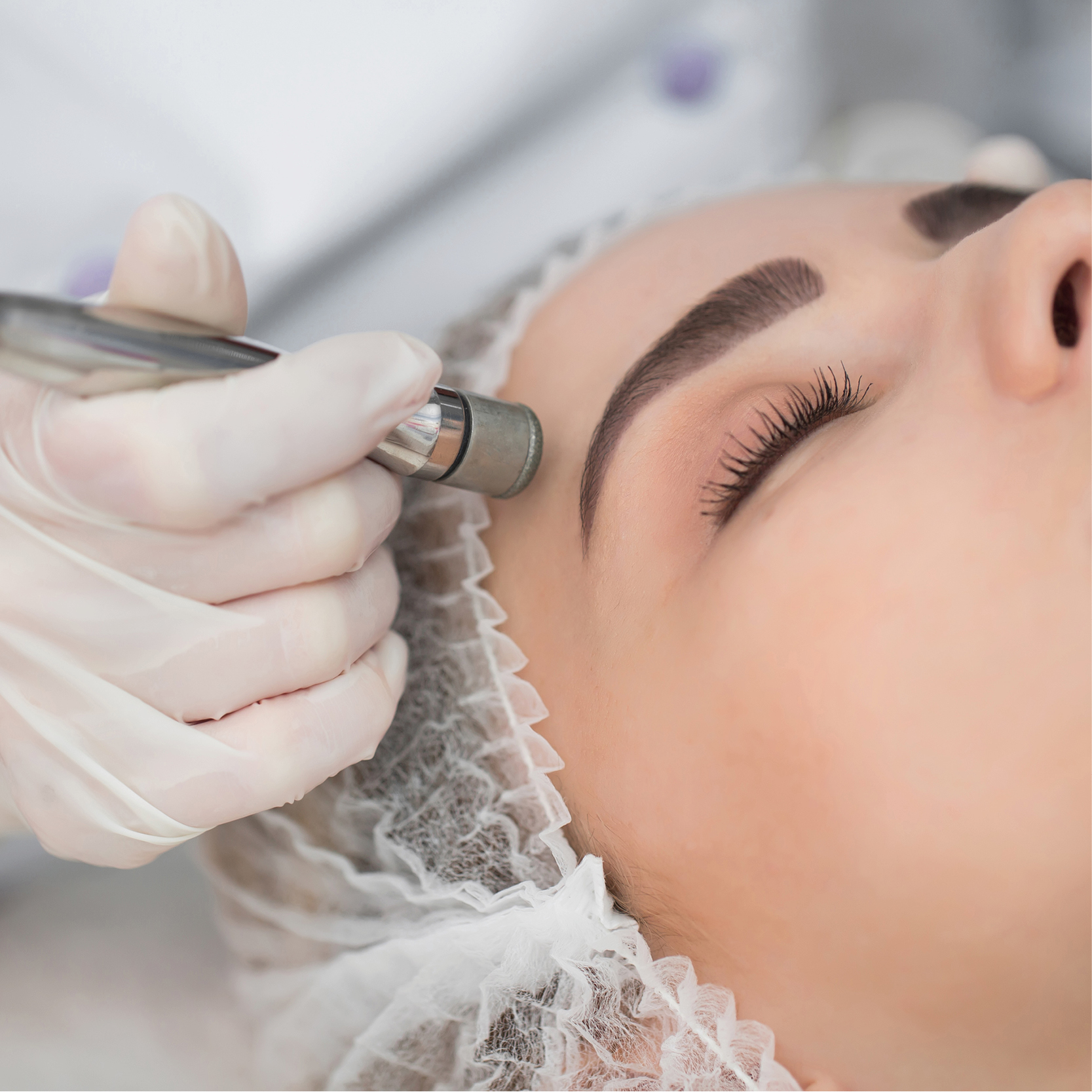Semi-Permanent Make-up